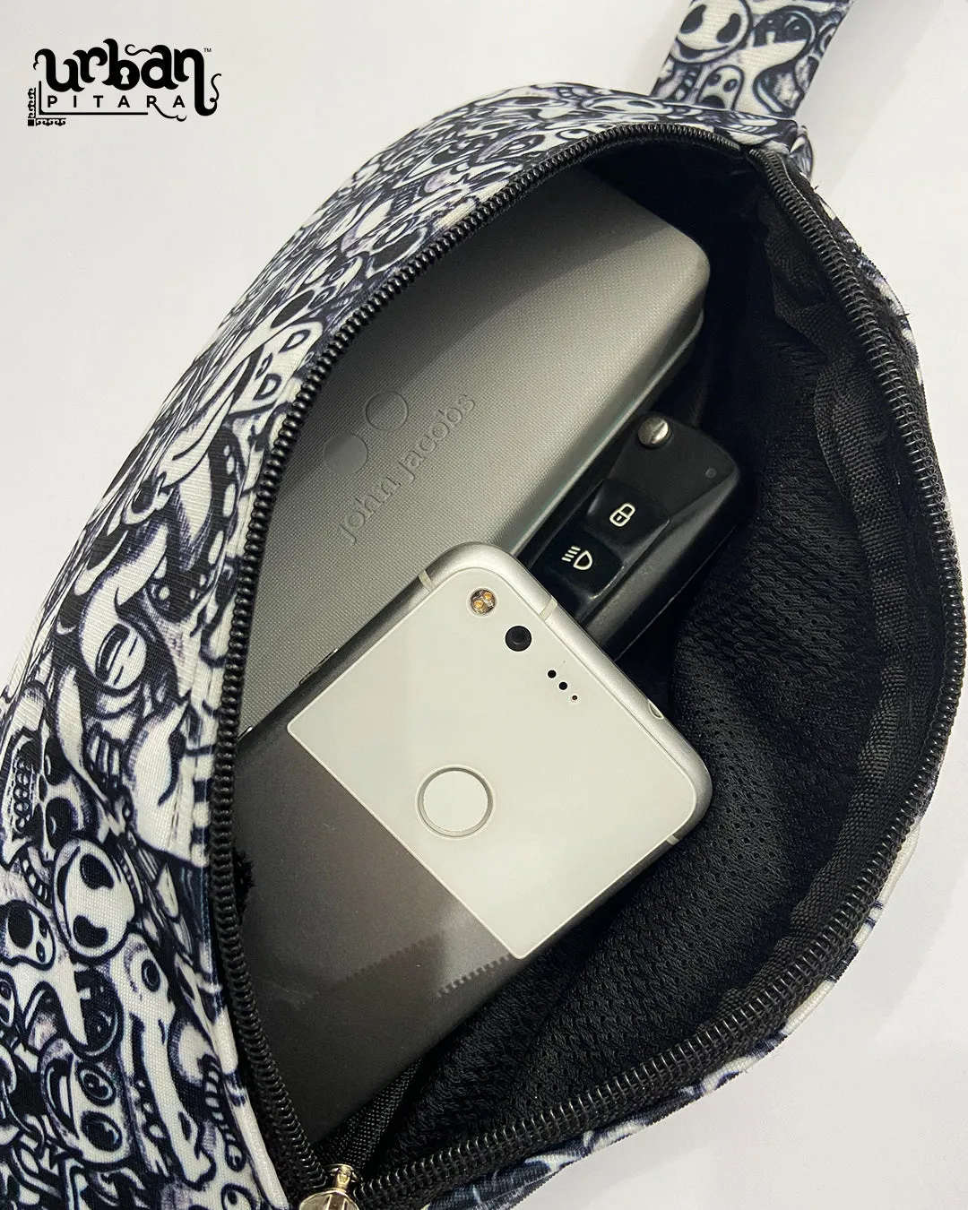 Attack SHYP Fanny Pack