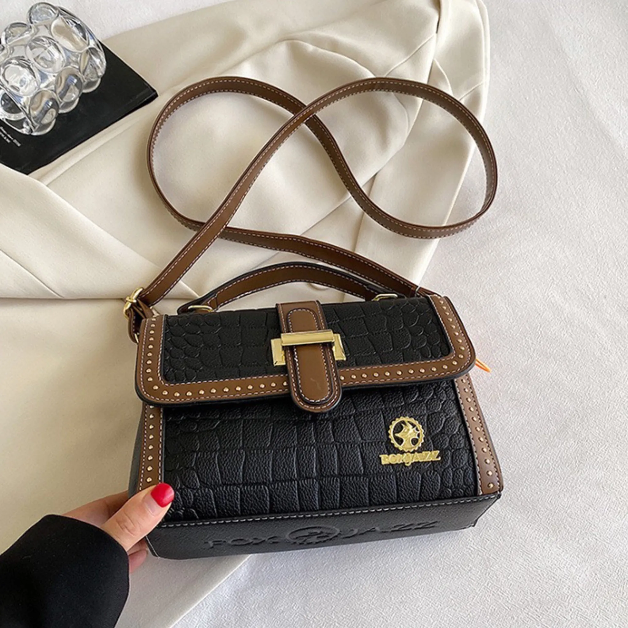 Black Pilo Sling Bag