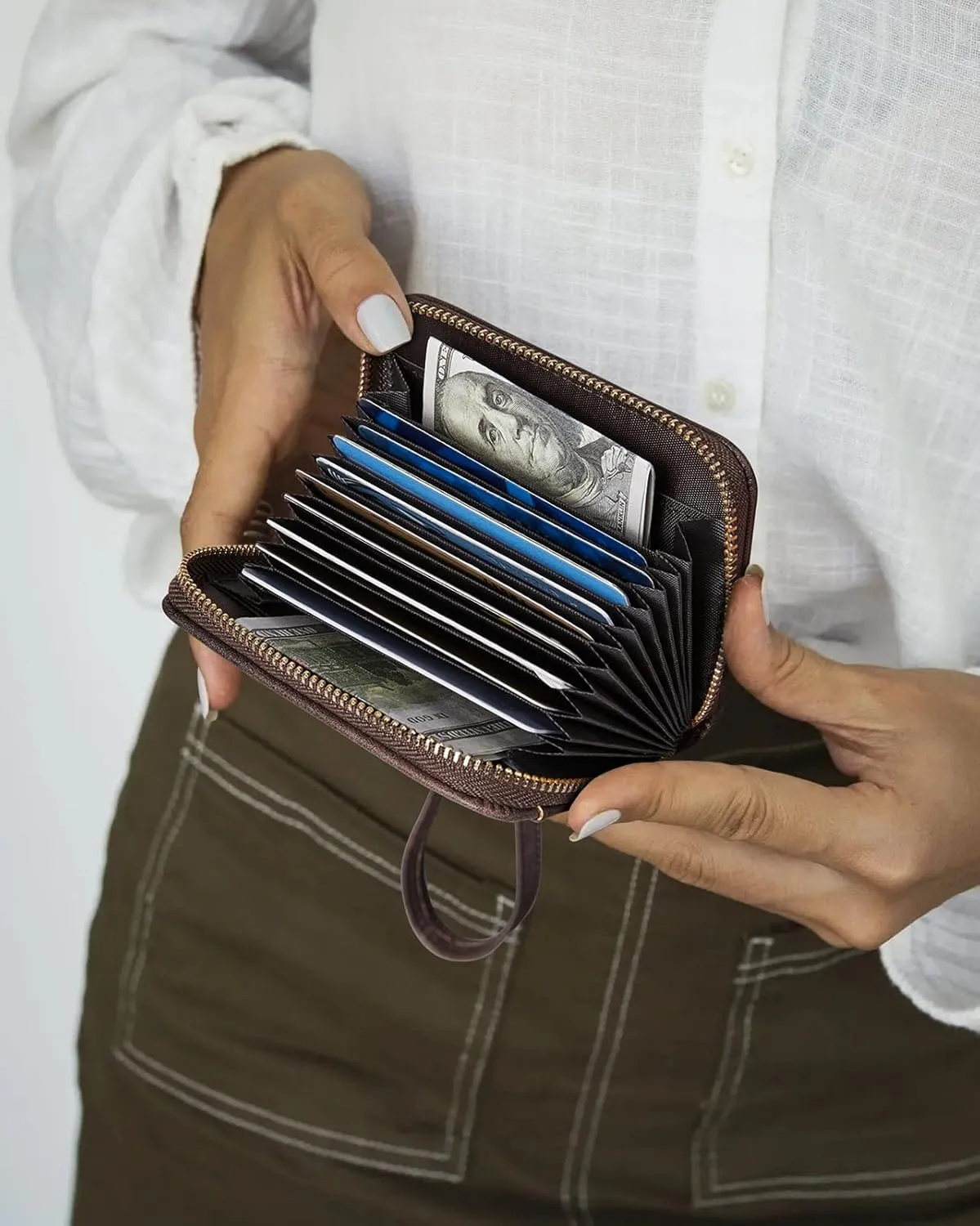 BOSTANTEN Credit Card Holder Wallet RFID Blocking Leather Small Wallet for Women Zipper Keychain Wallet with Wristlet Coffee