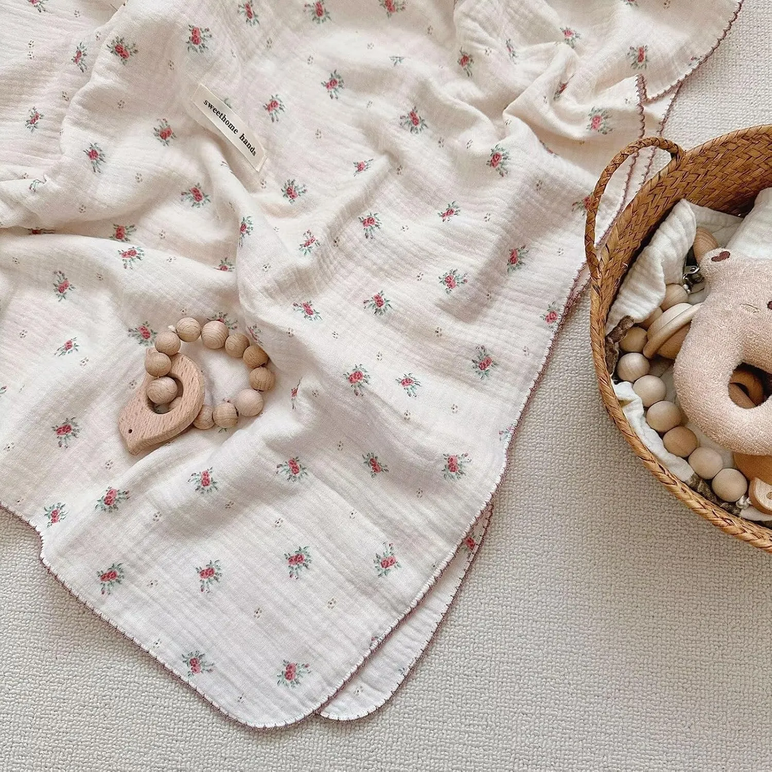 BuLuTu Toddler Blanket Muslin Cotton Baby Blanket Soft Nursery Bed Blankets Shabby Chic Crib Blanket Baby Boys Girls Swaddle Blankets,4-Layer Large Cotton Quilt Blankets,Berry Pattern,47"x51"