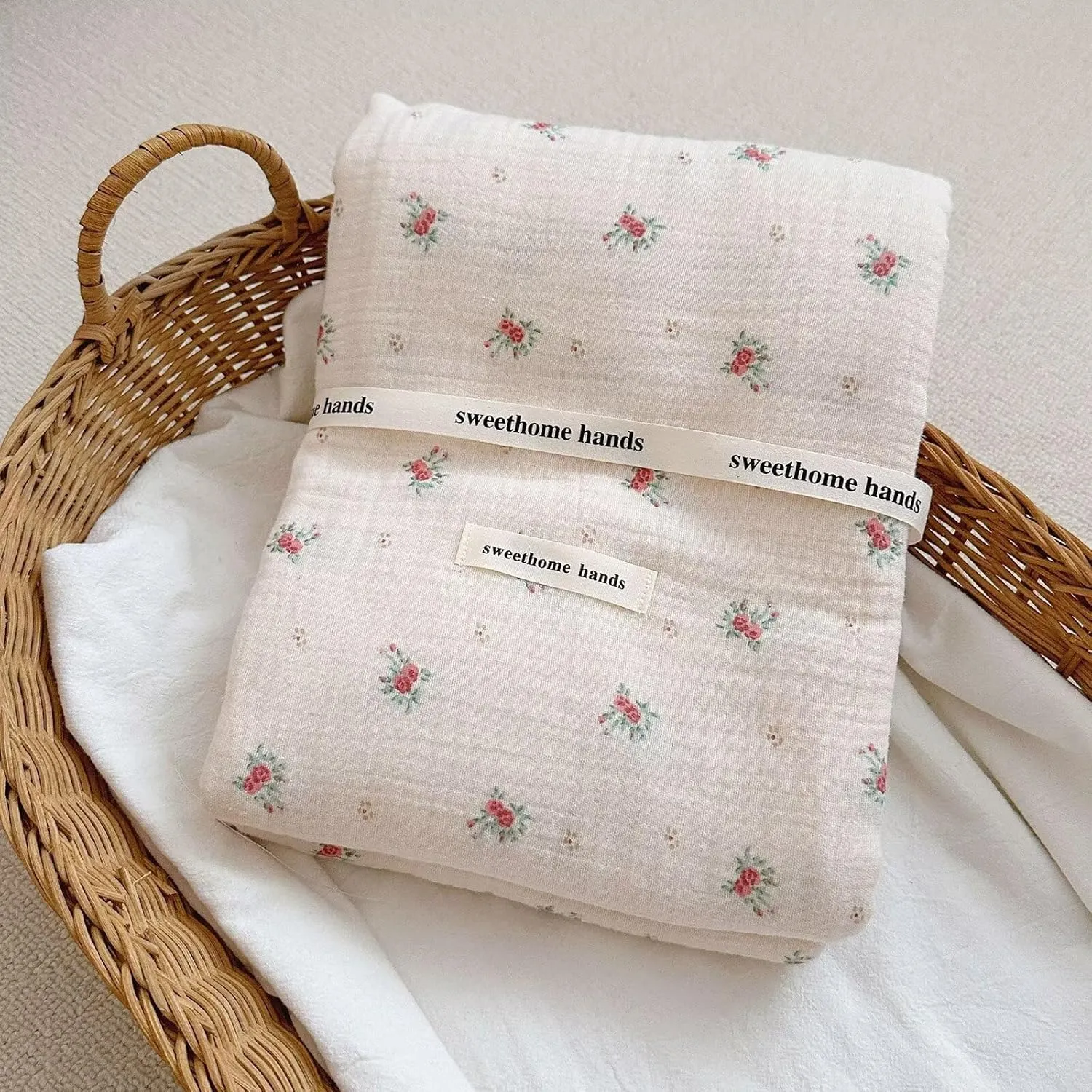BuLuTu Toddler Blanket Muslin Cotton Baby Blanket Soft Nursery Bed Blankets Shabby Chic Crib Blanket Baby Boys Girls Swaddle Blankets,4-Layer Large Cotton Quilt Blankets,Berry Pattern,47"x51"