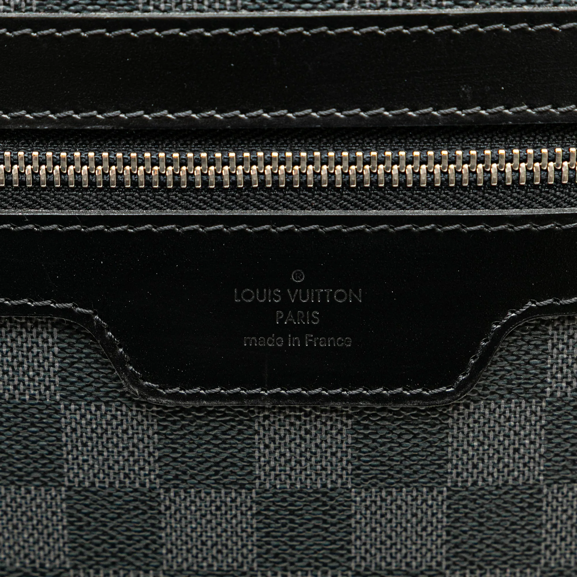 Damier Graphite Pegase 55