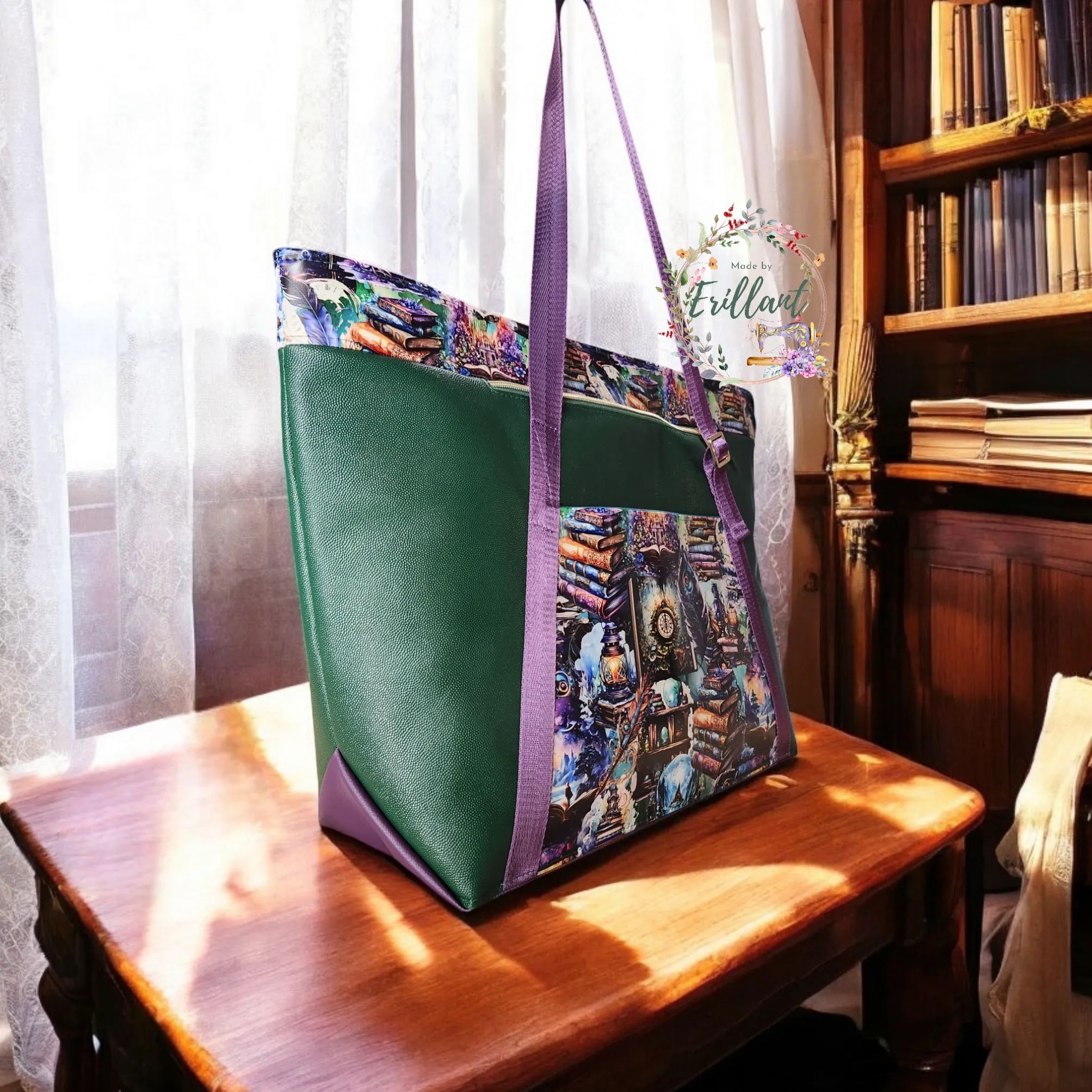 Fantasy Story Large overnight adjustable Tote bag