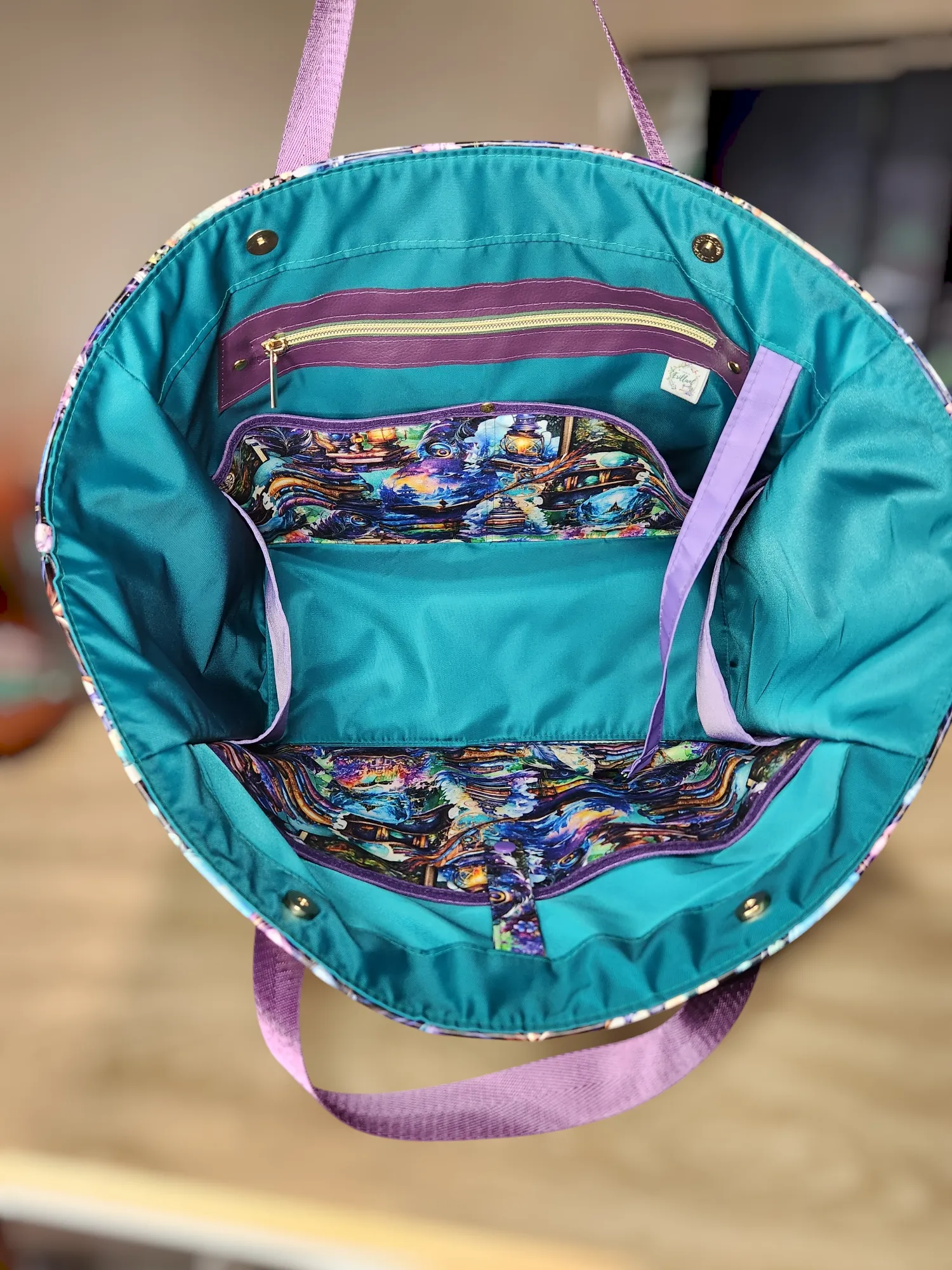 Fantasy Story Large overnight adjustable Tote bag