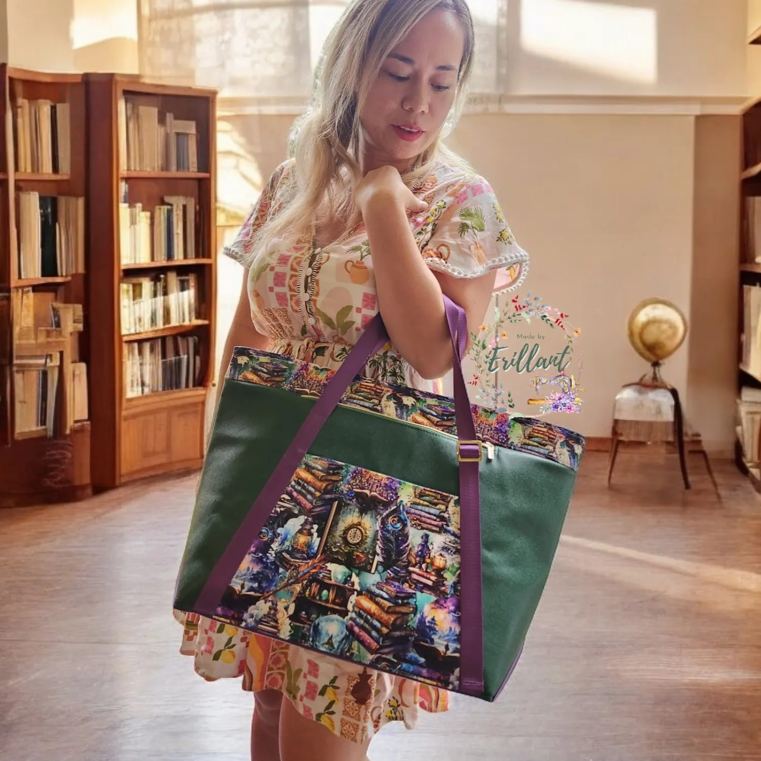 Fantasy Story Large overnight adjustable Tote bag