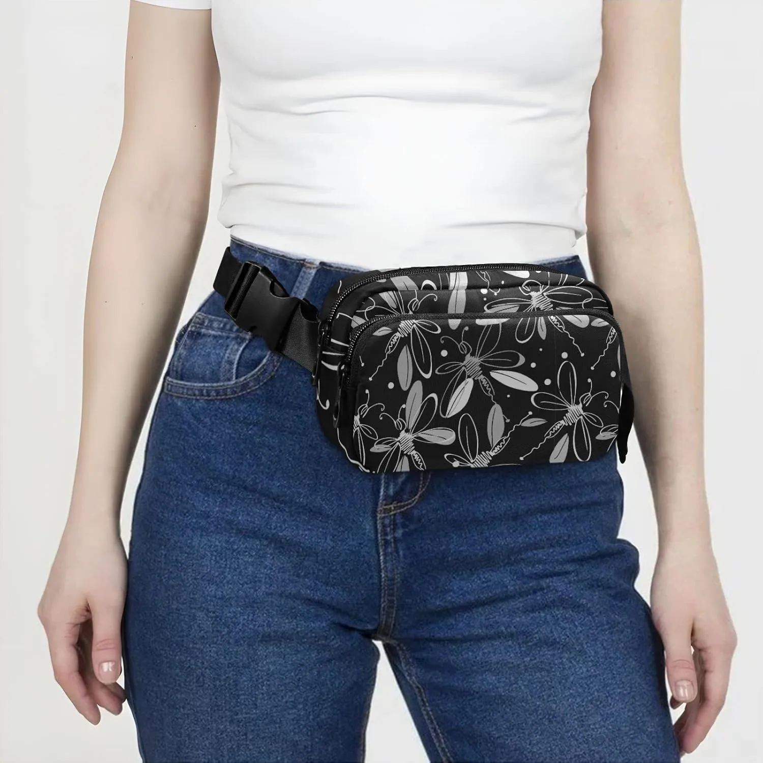 Flying Dragonflies with wings in Black White Vintage Retro Style Adjustable Belt Running Bag, Crossbody Fanny Pack Waist Runners Bag Tote for Women Men Sports Hiking Fitness Exercise Gym Pouch