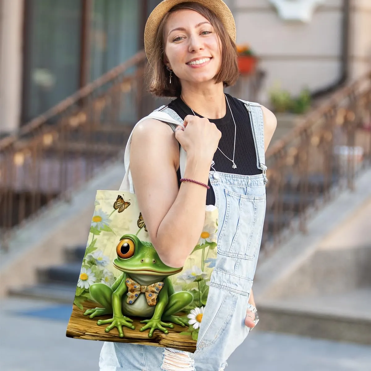 Frog Decor Canvas Tote Bag for Women - Cute Beach & Christmas Gifts - Reusable Grocery Bags