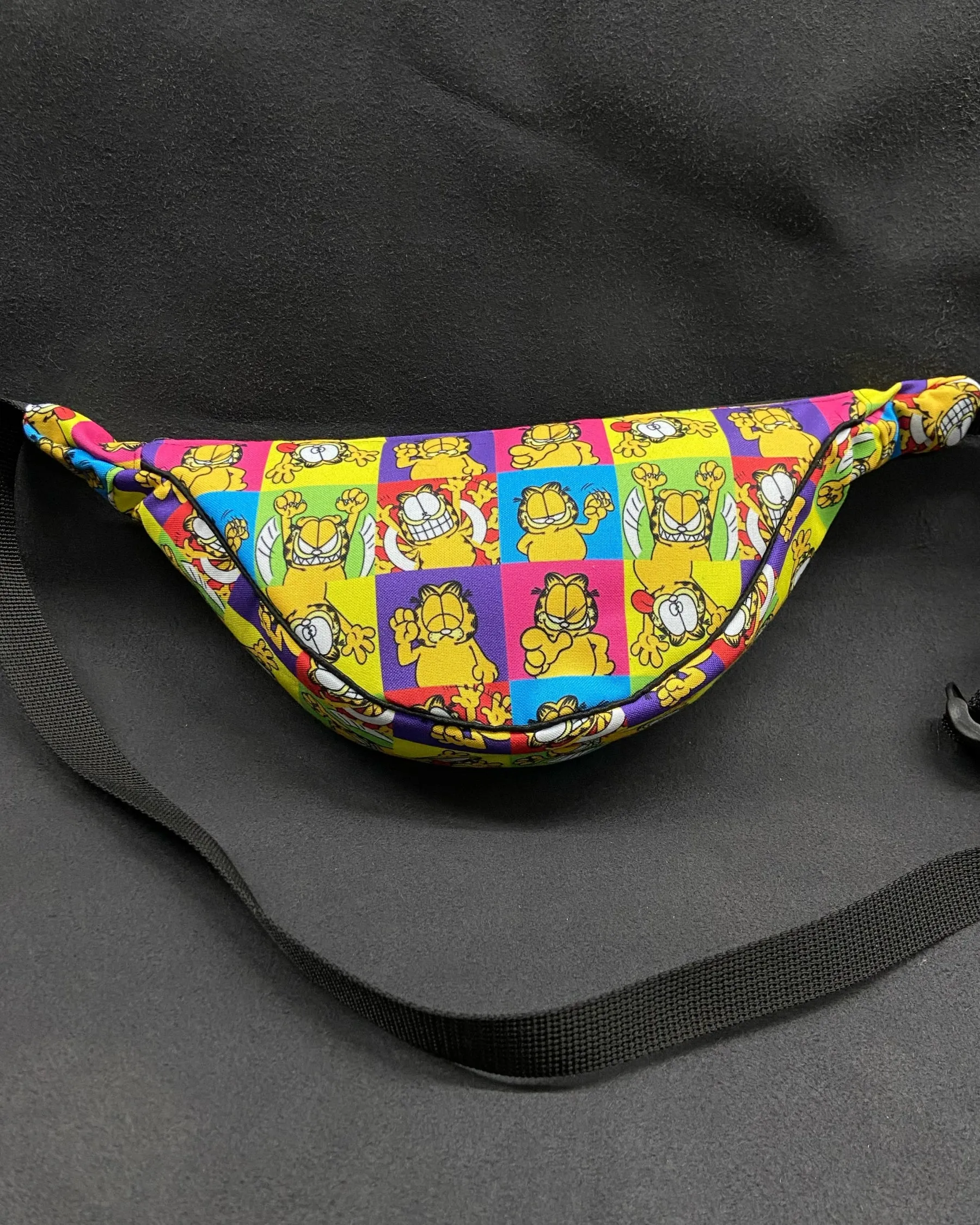 Garfield Goofy Shoulder Bag