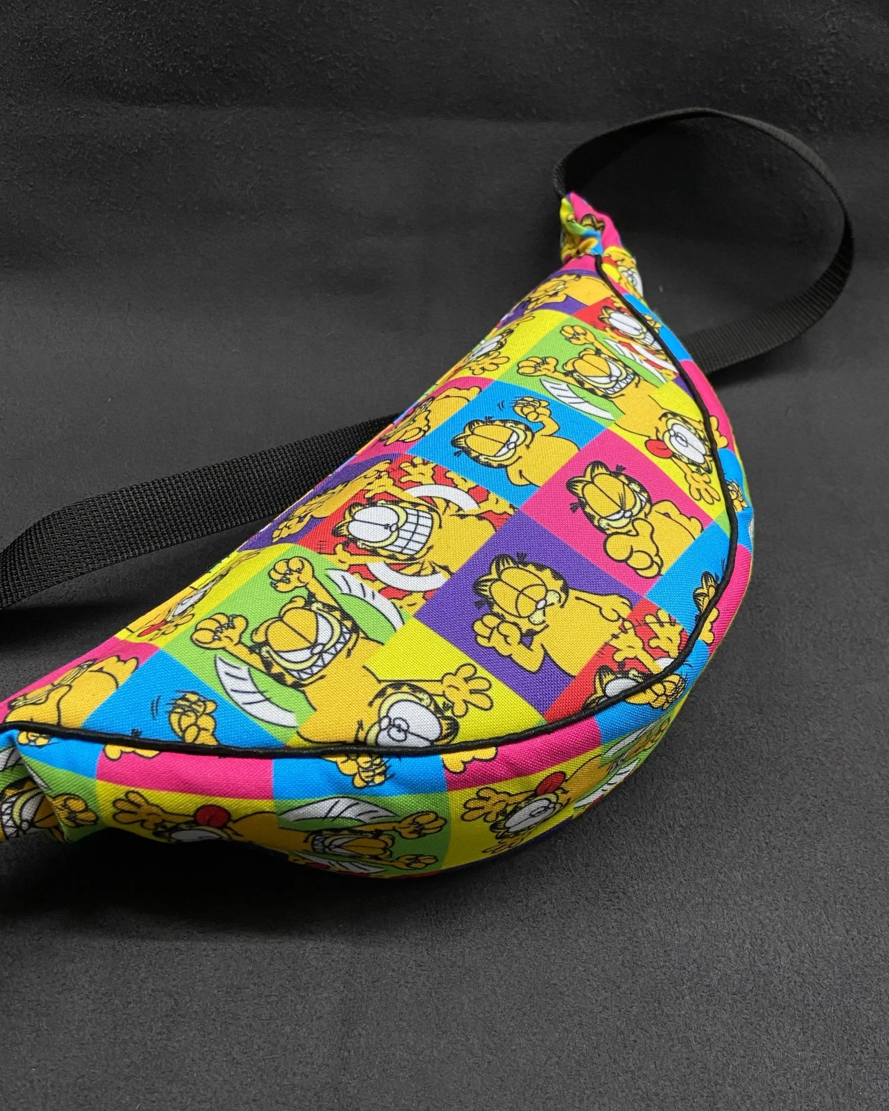 Garfield Goofy Shoulder Bag