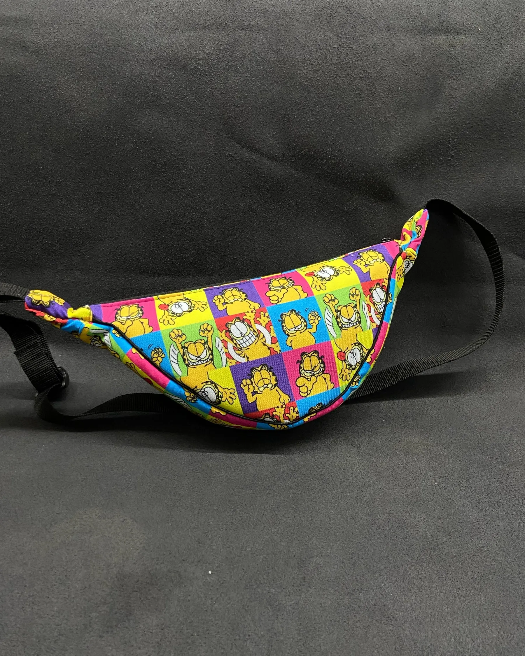 Garfield Goofy Shoulder Bag