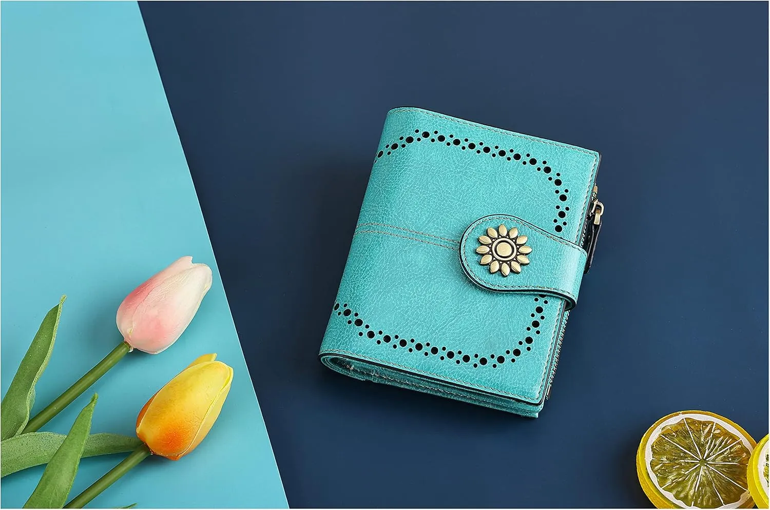 Lavemi Womens Leather Wallet Small Compact RFID Blocking Credit Card Case Purse with Zipper Pocket