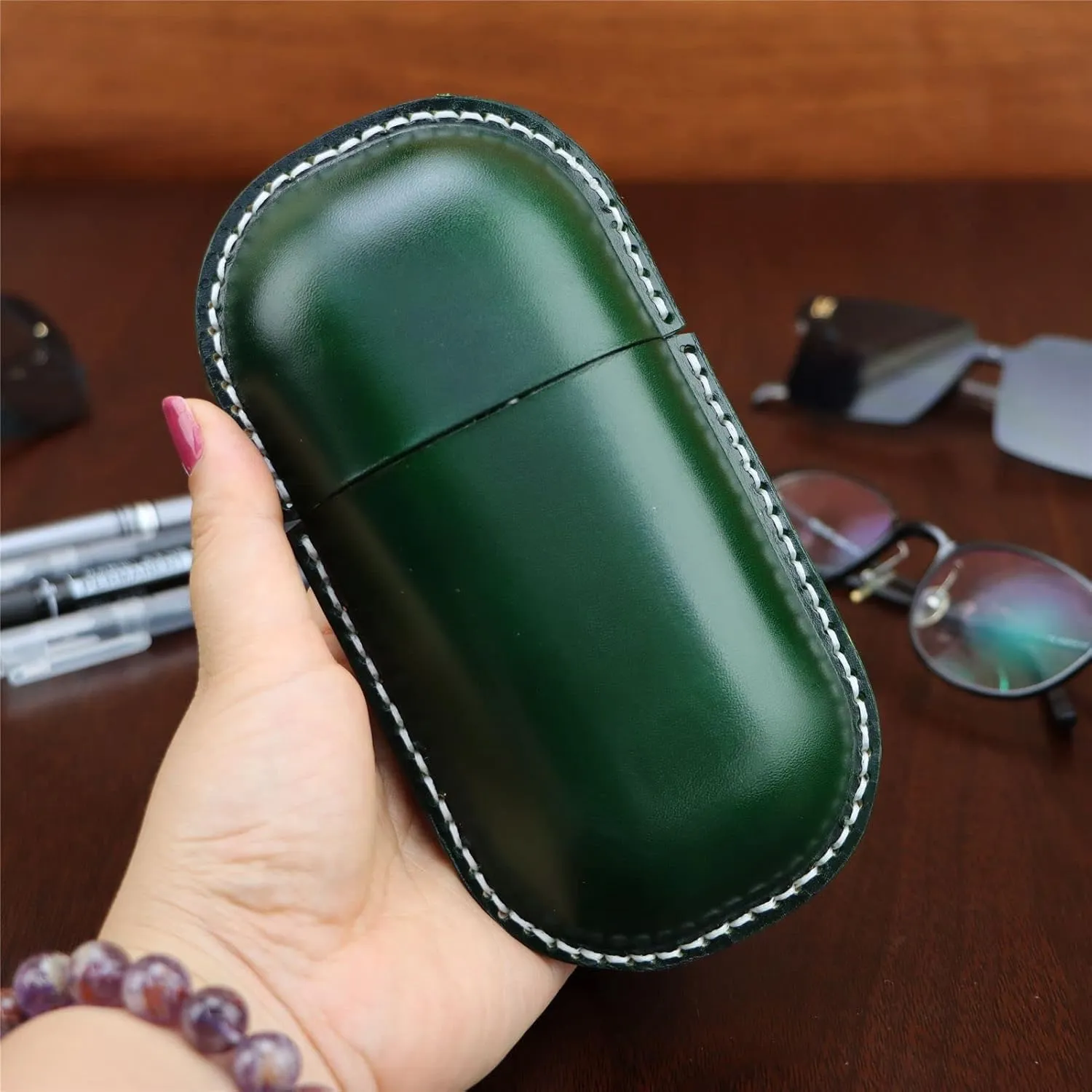 Leather Eyeglass Case Hard Shell Retro Men And Women Sunglasses Nearsighted Glasses Locking clasp Protection Box
