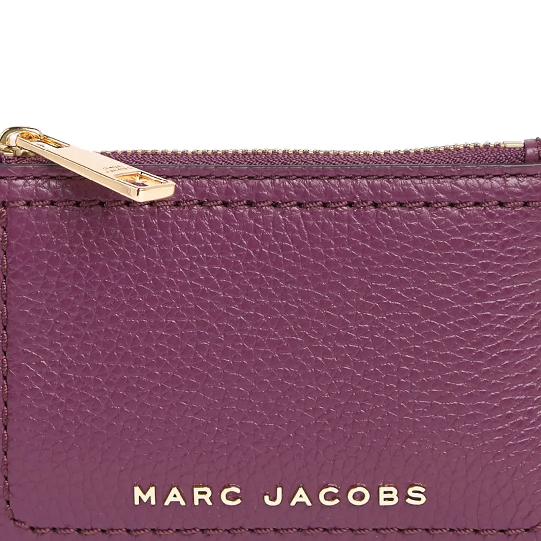 Marc Jacobs The Groove Top Zip Wallet in Prune M0016972