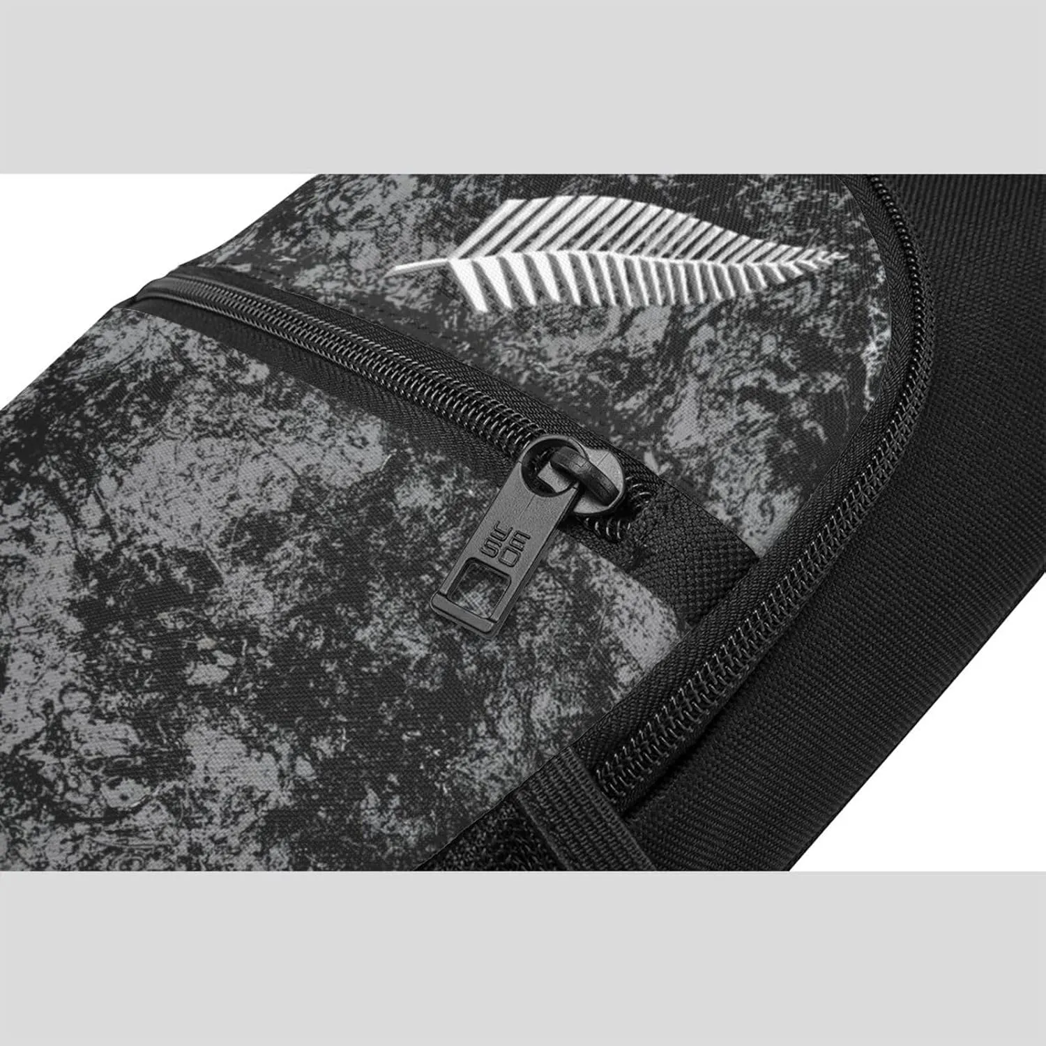 New Zealand Maori Fern Sling Bag Crossbody Backpack Shoulder Casual Daypack Bags for Men Women