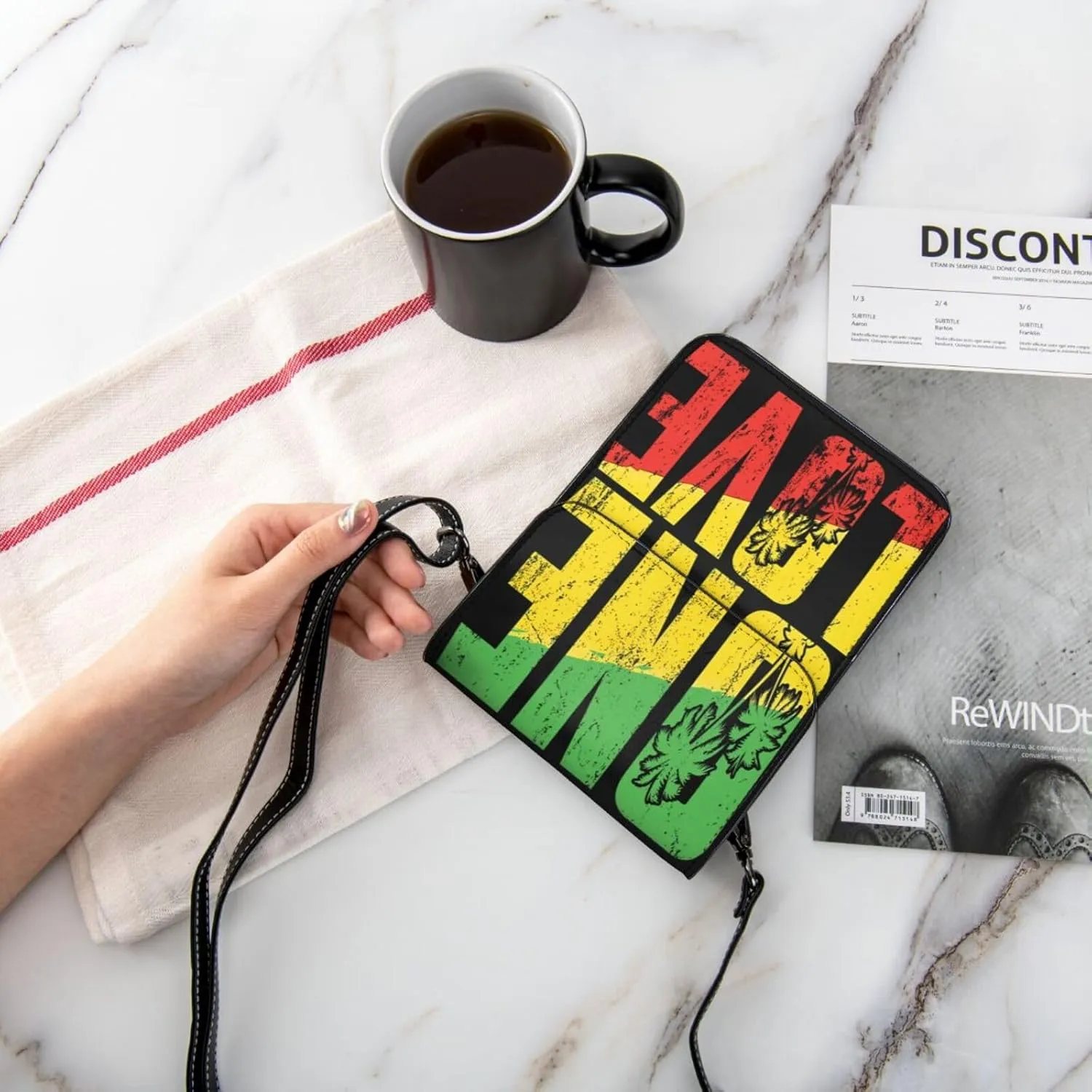 One Loves Jamaica Rasta Reggae Leather Crossbody Phone Purse for Women Cute Wallet Bags Lightweight Mini Sling Bag