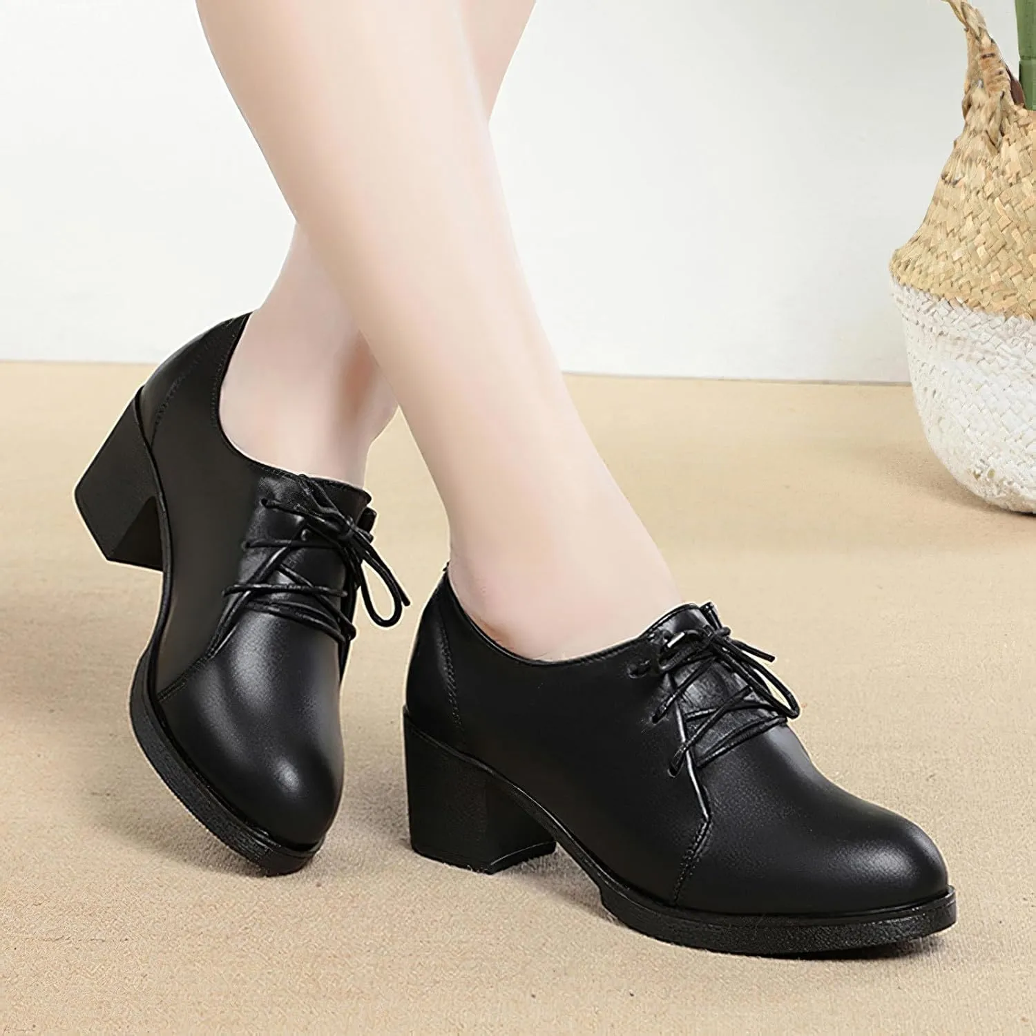 rismart Women's Leather Oxfords Lace up Round Toe Chunky Heels Dress Pumps Shoes