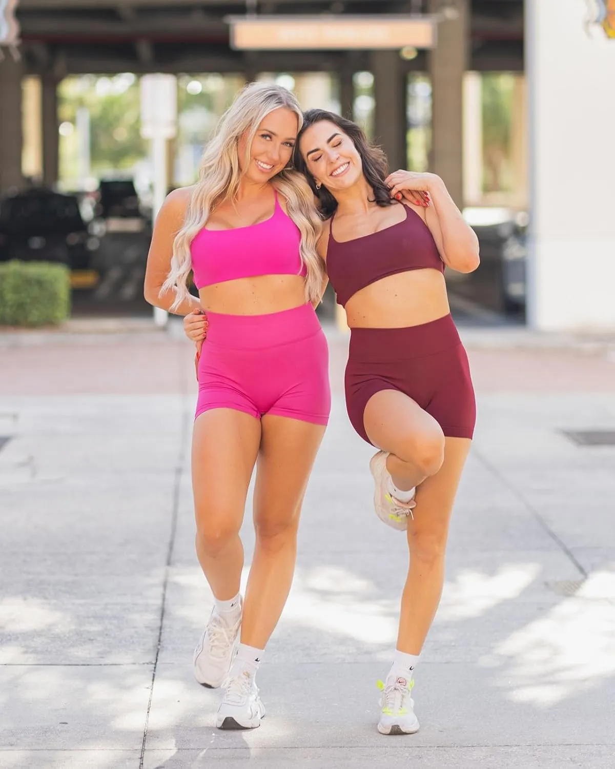 SUUKSESS Women 2 Piece Open Back Sports Bra Pack Strappy Workout Gym Yoga Crops