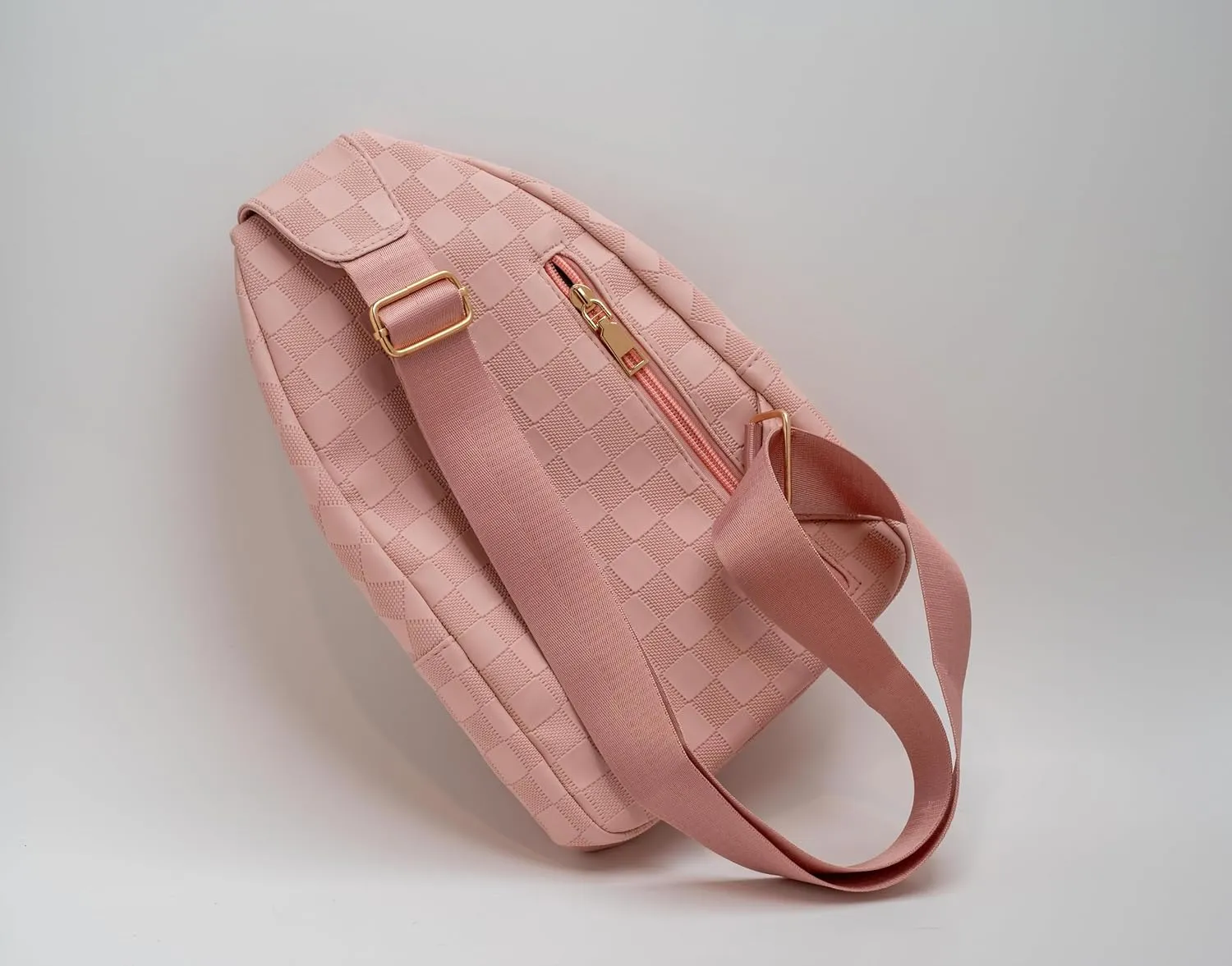 Women’s Crossbody Bag Perfect for Everyday Use and Travel