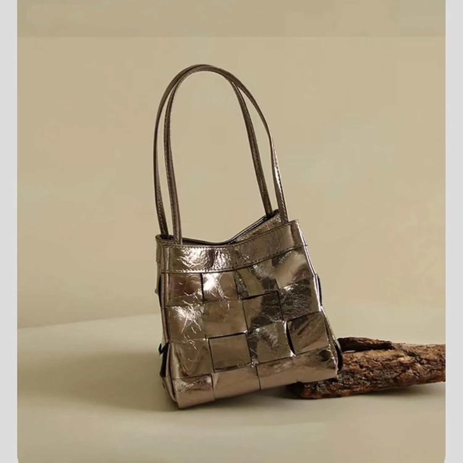 Woven bucket shouler bag for Women,Tote Vegan Leather Handbags, Large-capacity crossbody bag.purse,soft Casual Hobo